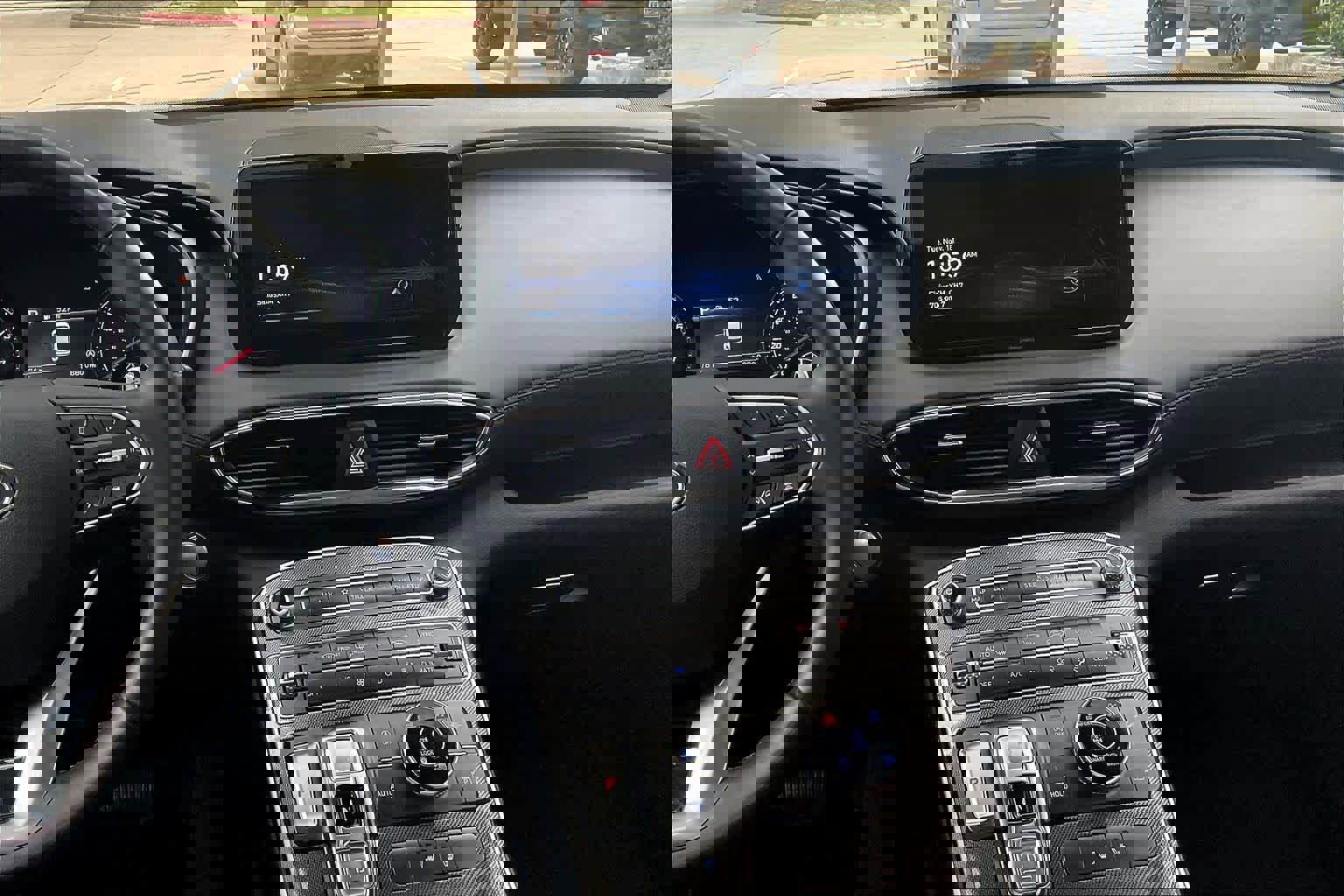 Certified 2023 Hyundai Santa Fe SEL image 6