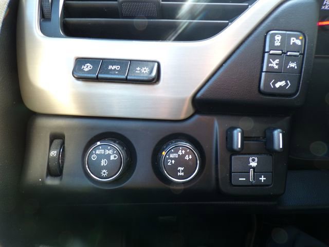 Used 2016 GMC Yukon Denali w/ Open Road Package AWD/4WD image 23