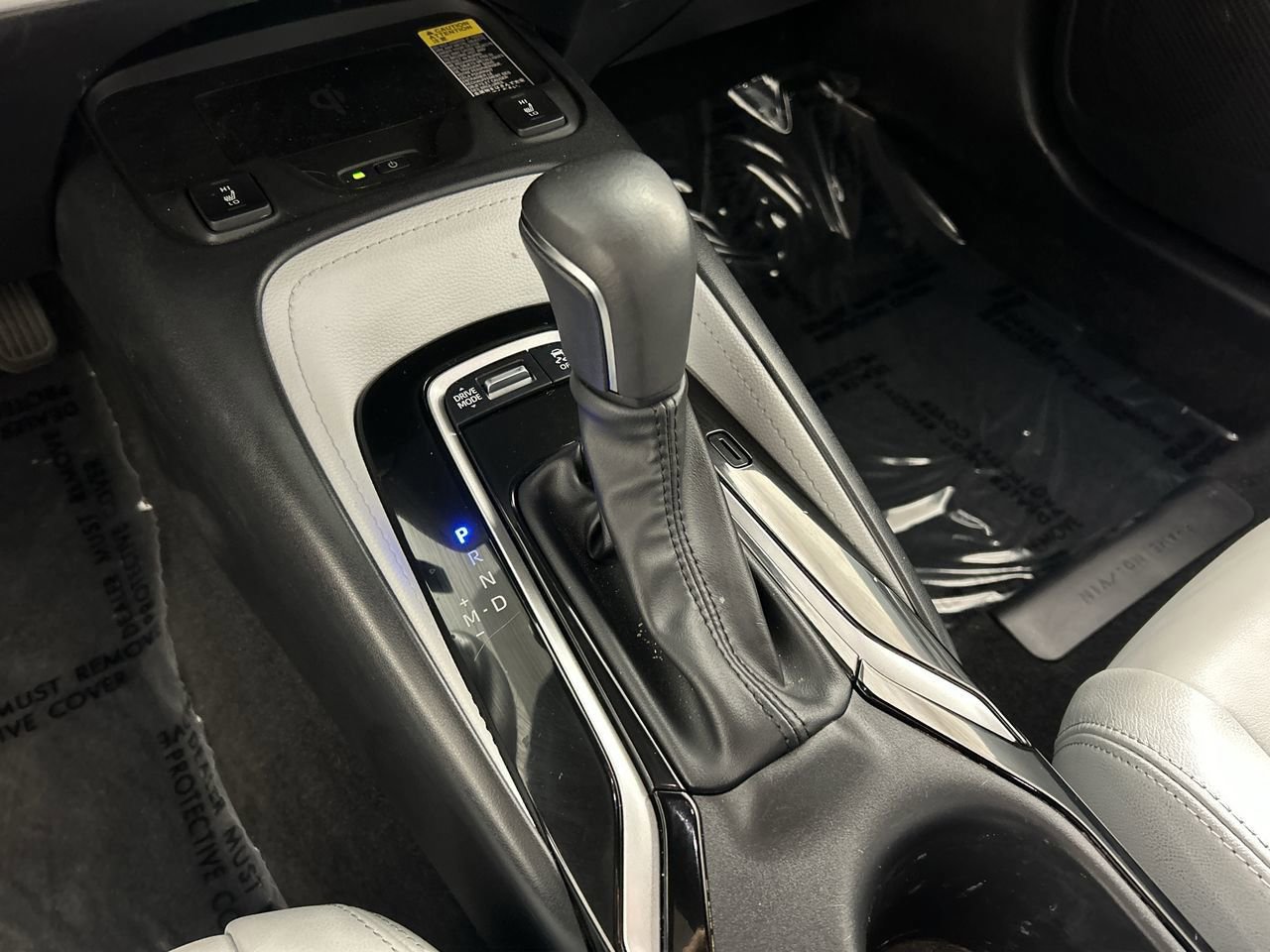 Used 2025 Toyota Corolla XSE image 15