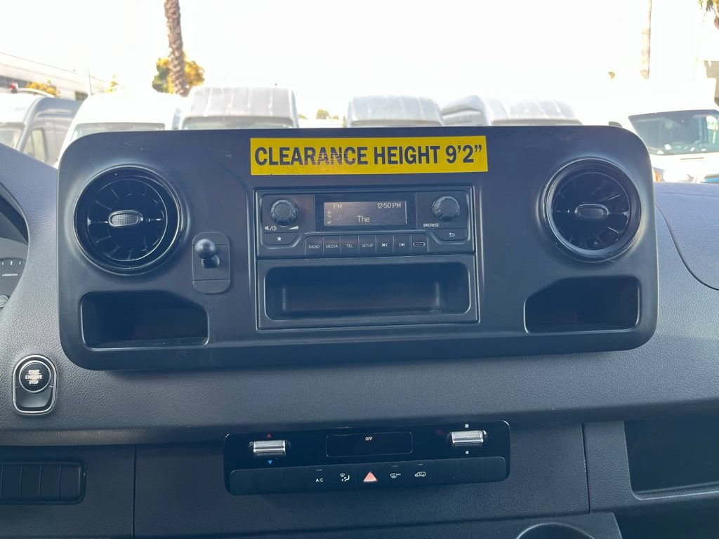 Used 2019 Mercedes-Benz Sprinter 144 image 20