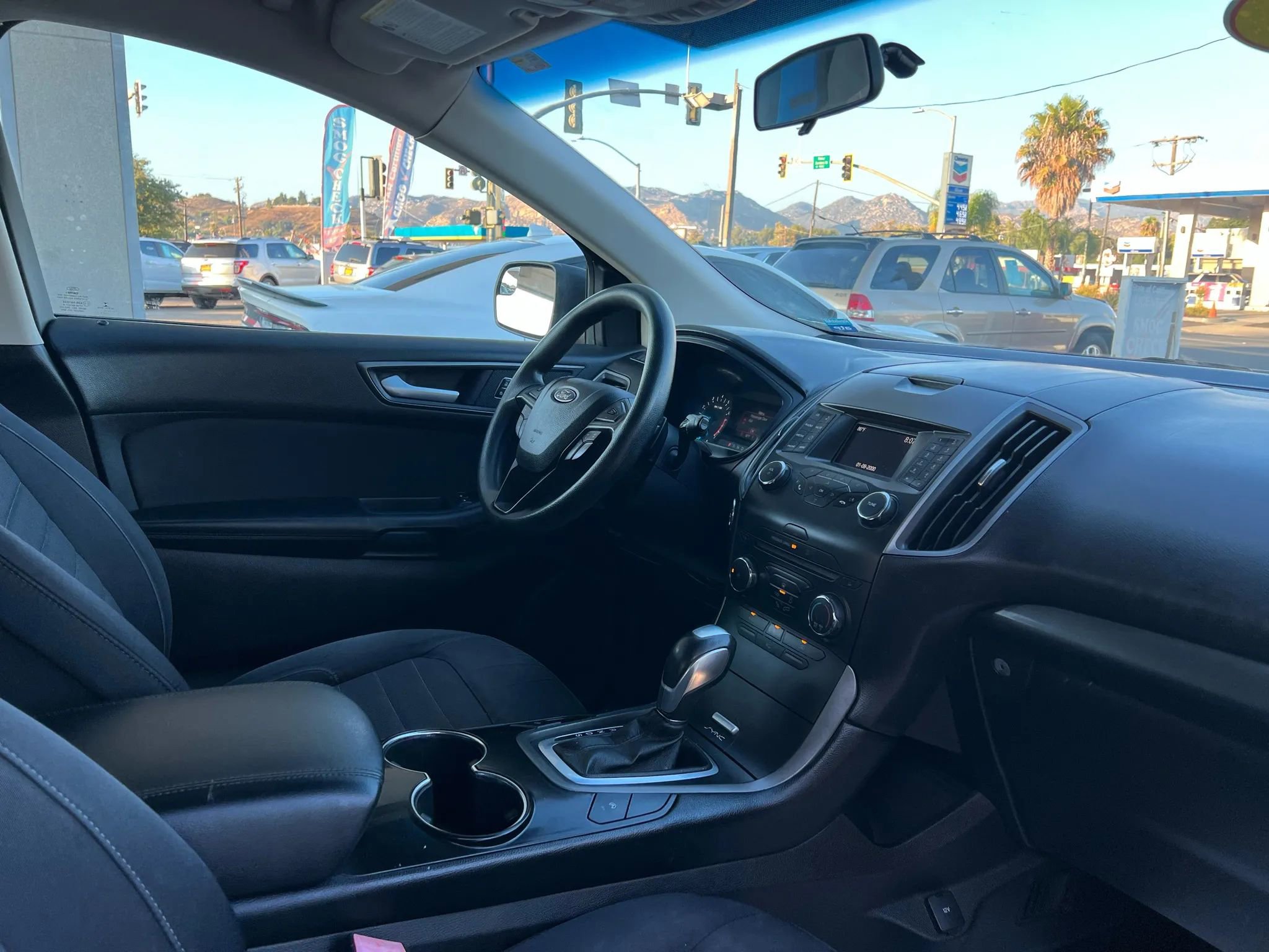 Used 2017 Ford Edge SE FWD image 20