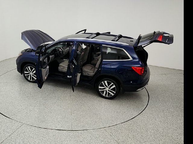 Used 2017 Honda Pilot Elite image 38