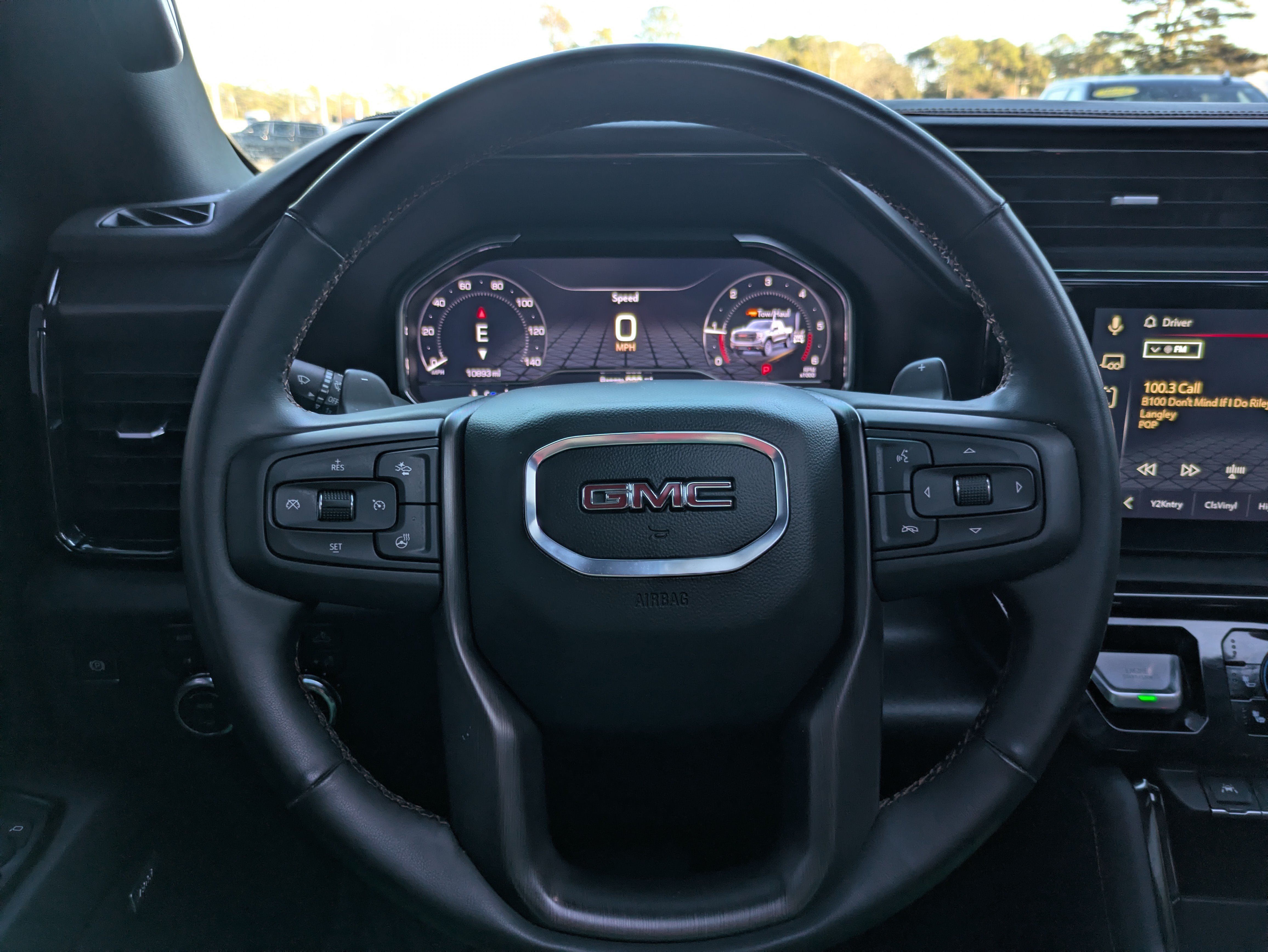 Used 2025 GMC Sierra 1500 AT4 w/ AT4 Premium Package AWD/4WD image 20