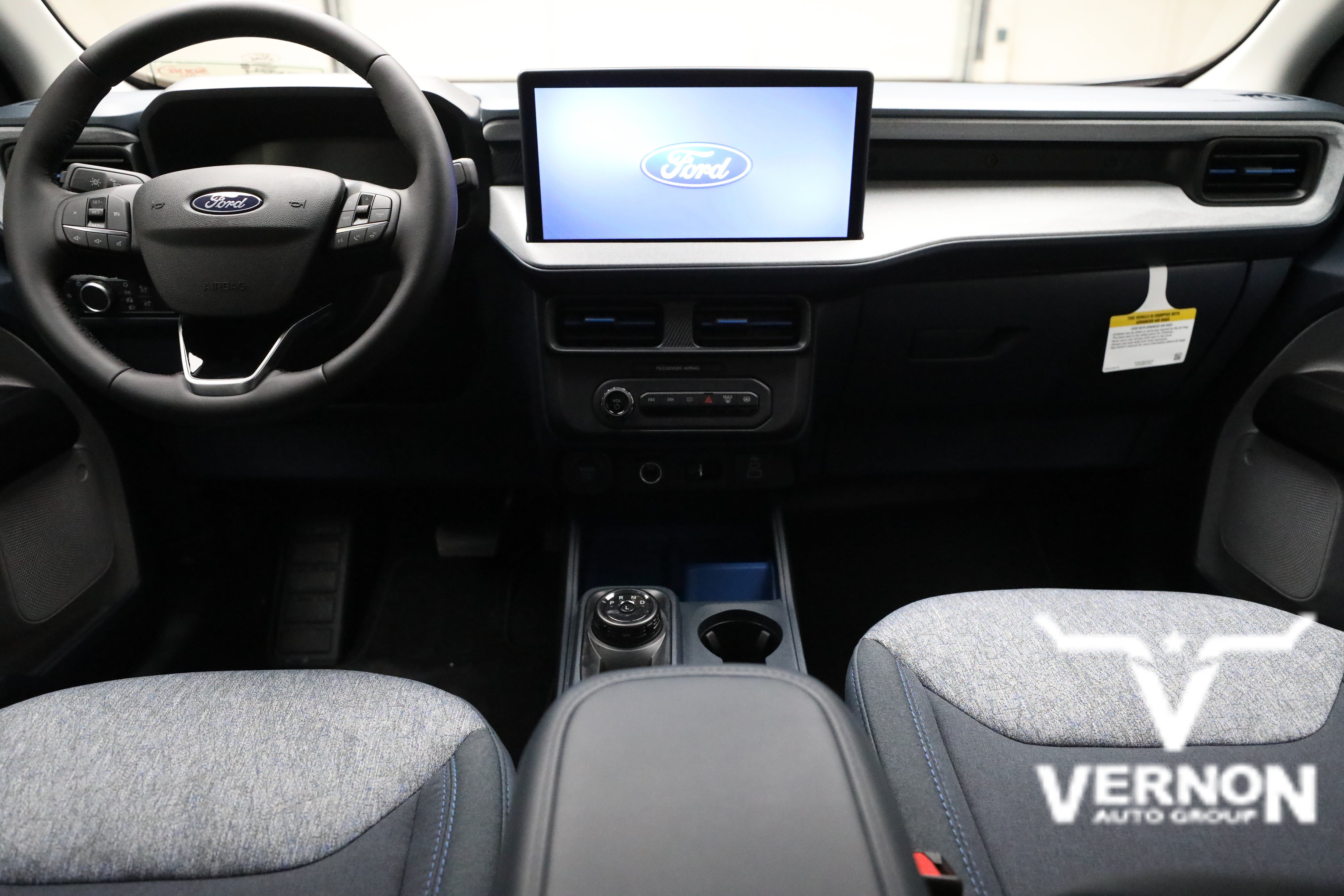 New 2026 Ford Maverick XLT w/ XLT Luxury Package FWD image 13
