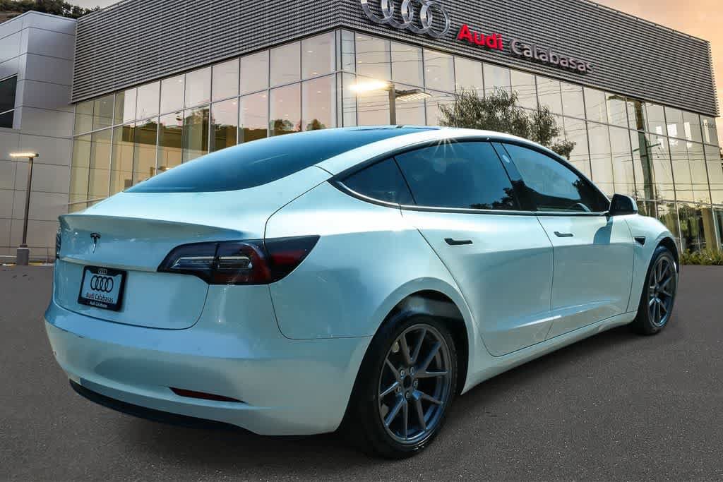 Used 2023 Tesla Model 3 Standard Range RWD image 3