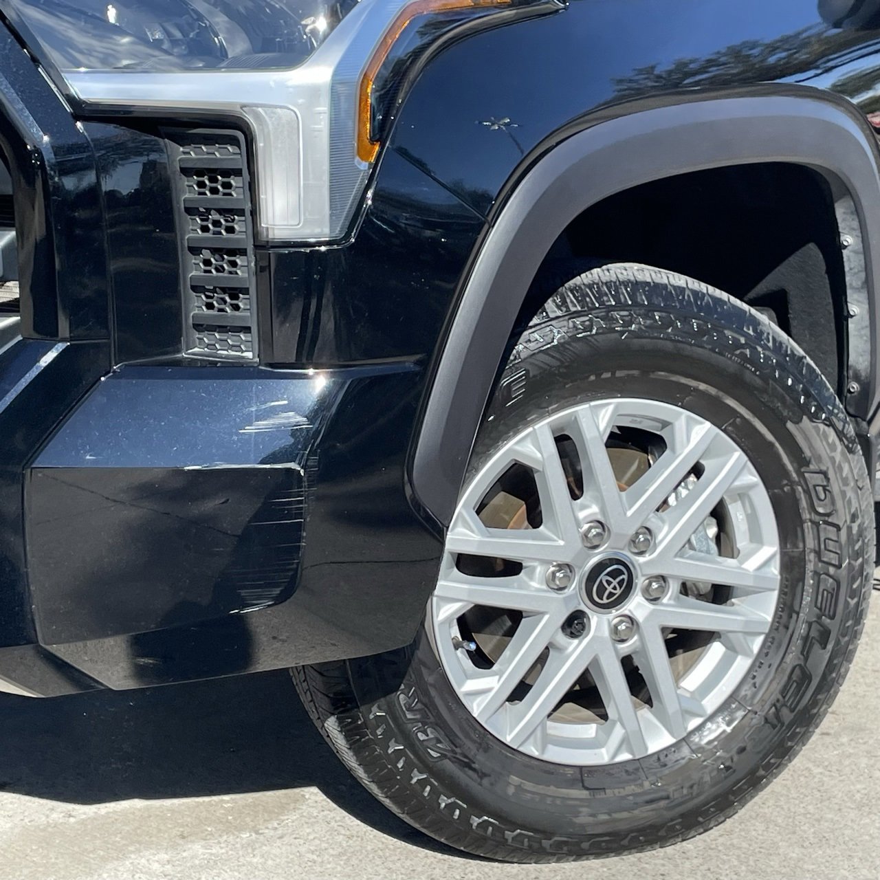 Used 2024 Toyota Tundra SR5 image 8