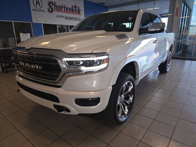 Used 2023 RAM 1500 Limited w/ Body Color Bumper Group AWD/4WD image 4