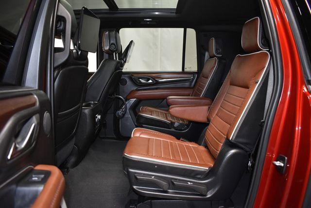 Used 2024 GMC Yukon XL Denali Ultimate AWD/4WD image 29