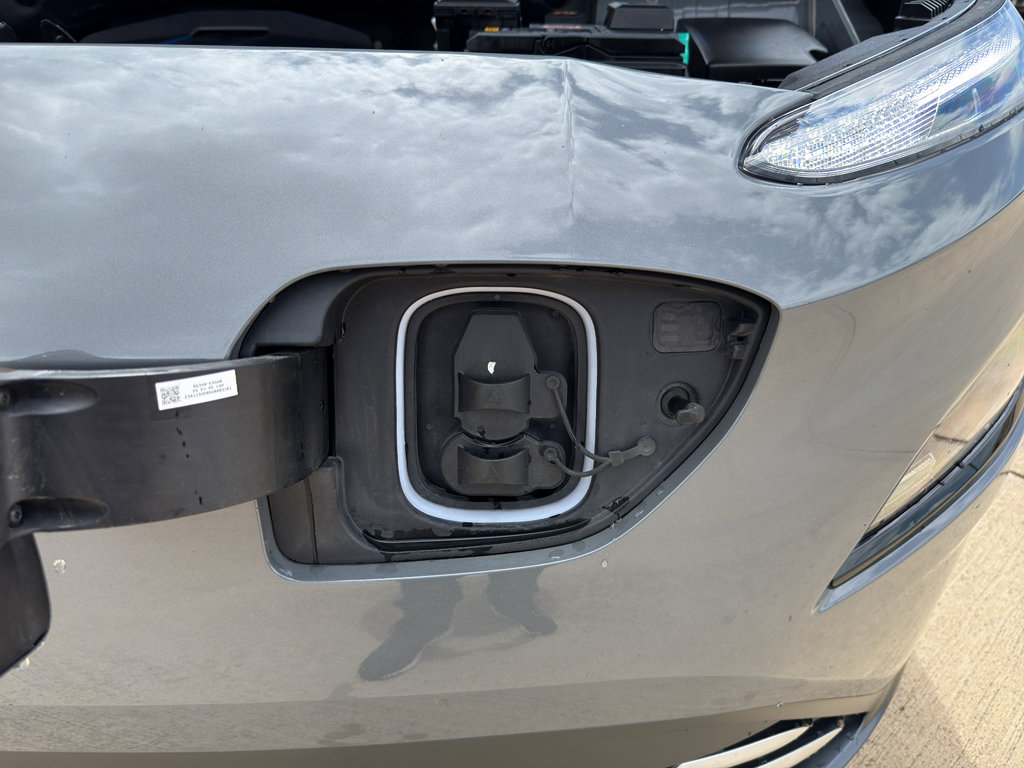 Used 2023 Hyundai Kona SEL FWD image 32