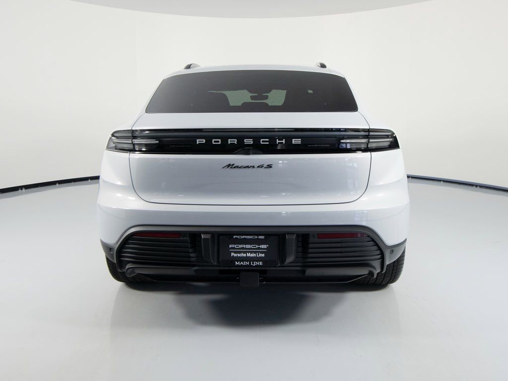 New 2026 Porsche Macan 4S Electric image 9