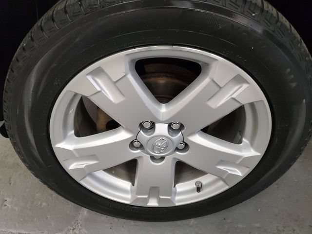 Used 2007 Toyota RAV4 Sport AWD/4WD image 28