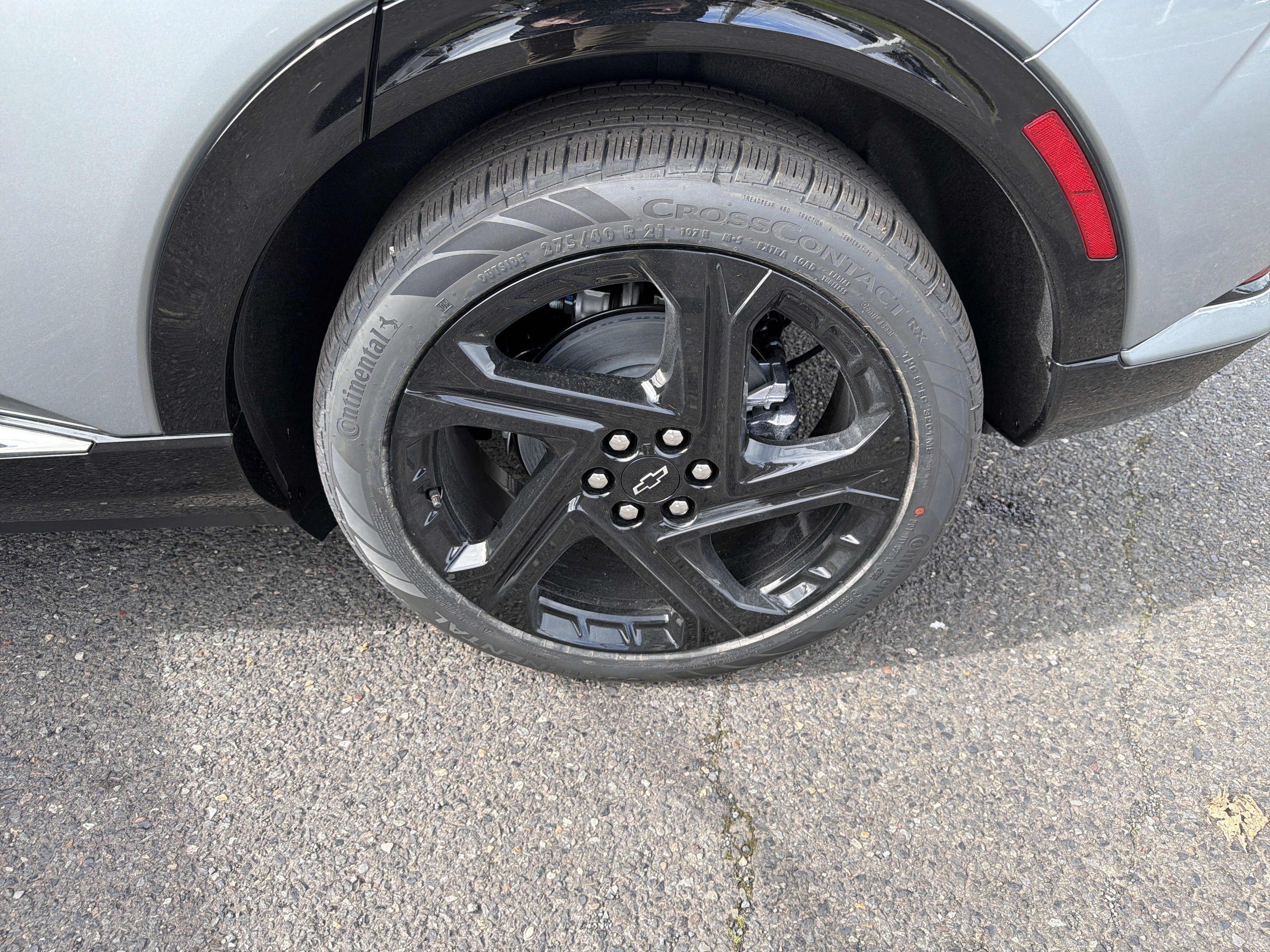 New 2026 Chevrolet Equinox EV RS image 25