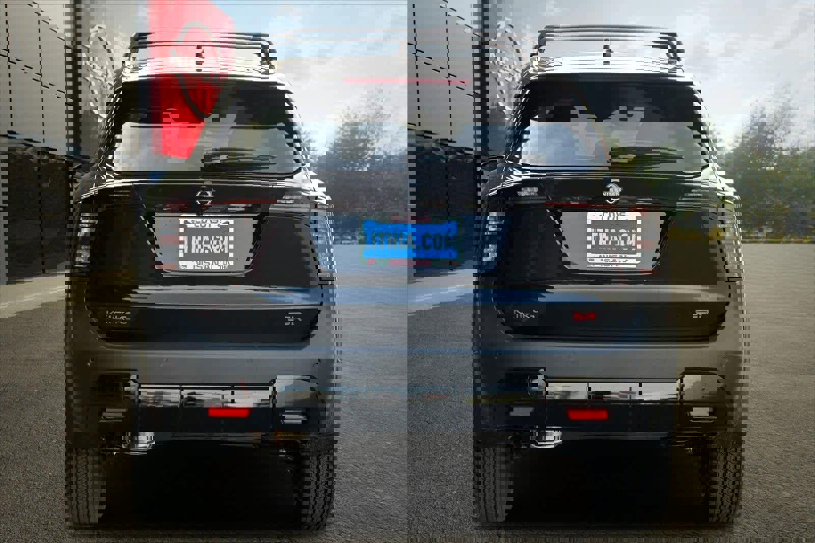 New 2026 Nissan Kicks SR w/ Illumination Package image 8