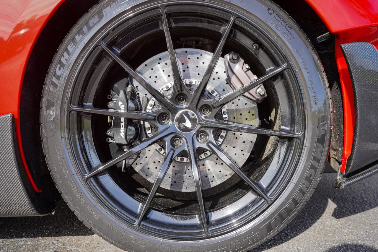 Used 2019 McLaren 600LT image 11