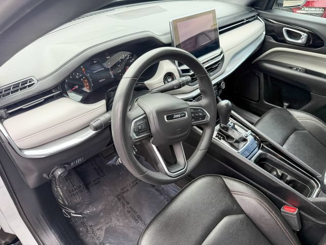 Used 2024 Jeep Compass Limited AWD/4WD image 11