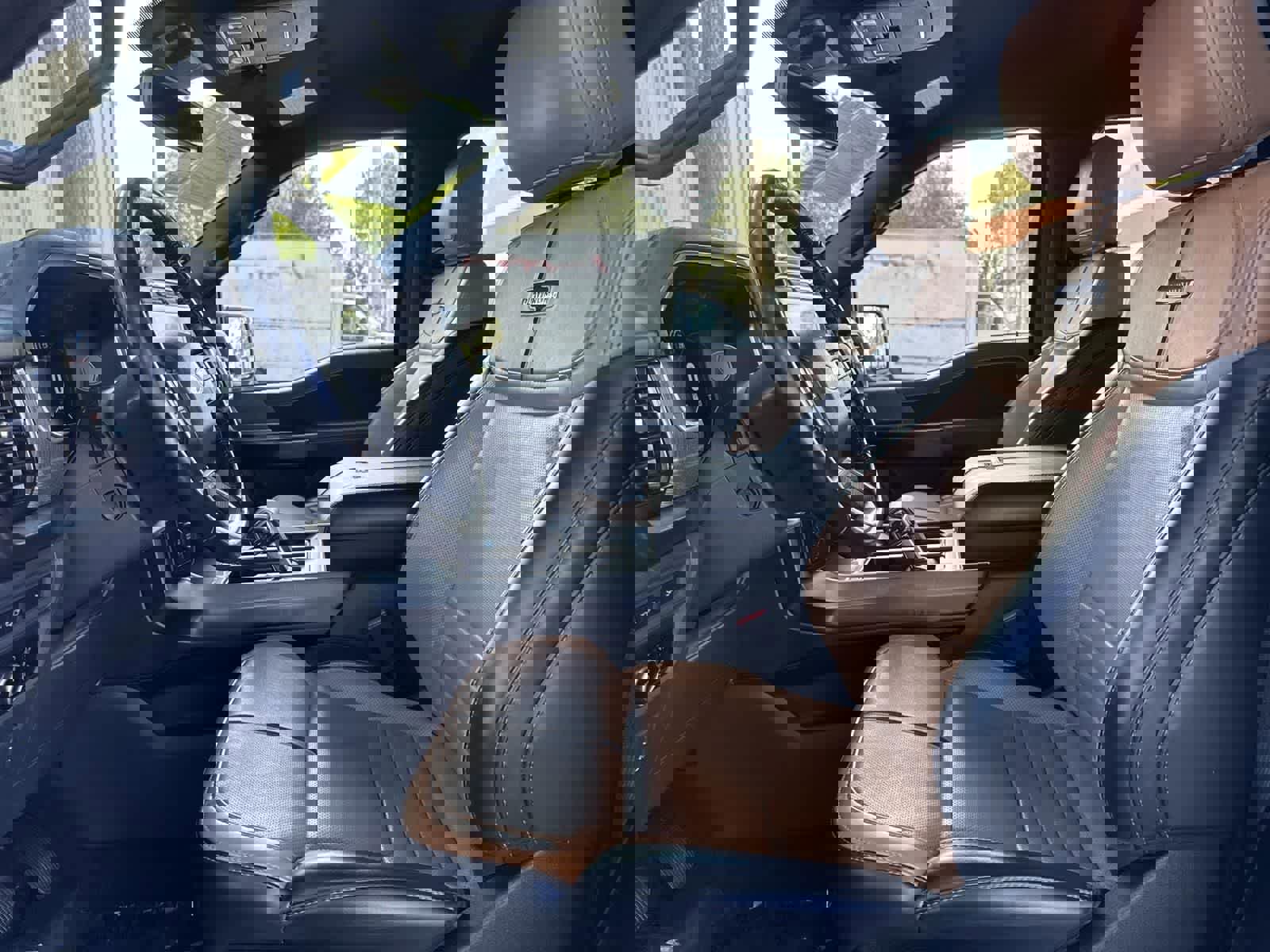 Used 2023 Ford F150 Platinum image 23