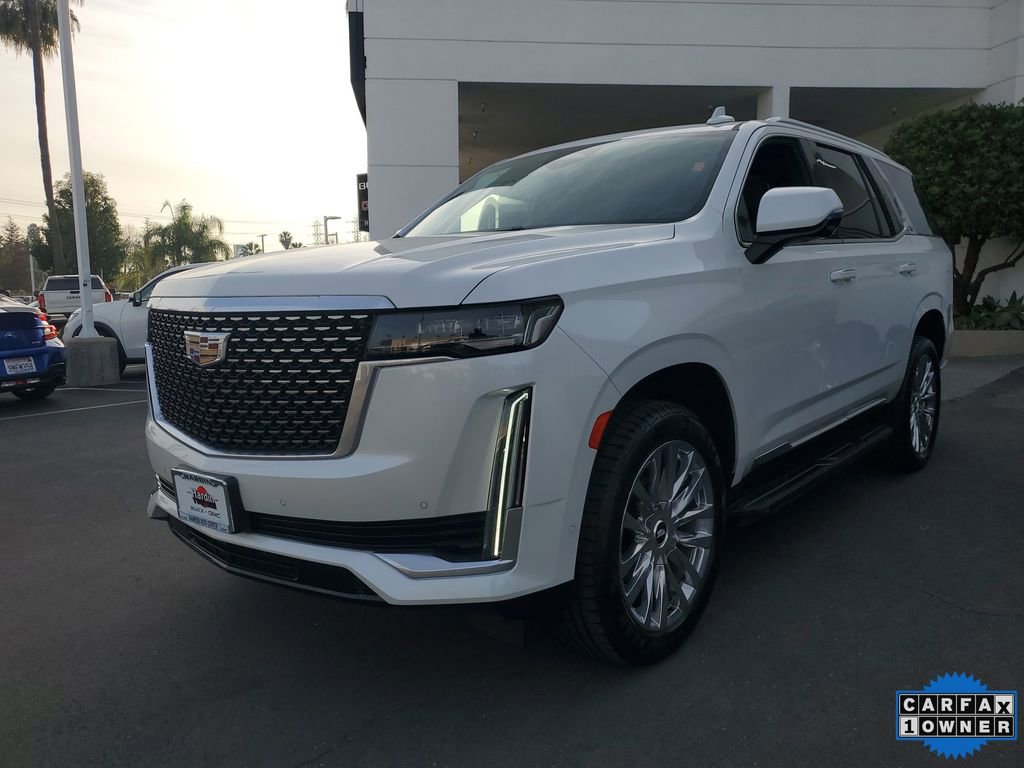 Used 2023 Cadillac Escalade Premium Luxury image 2