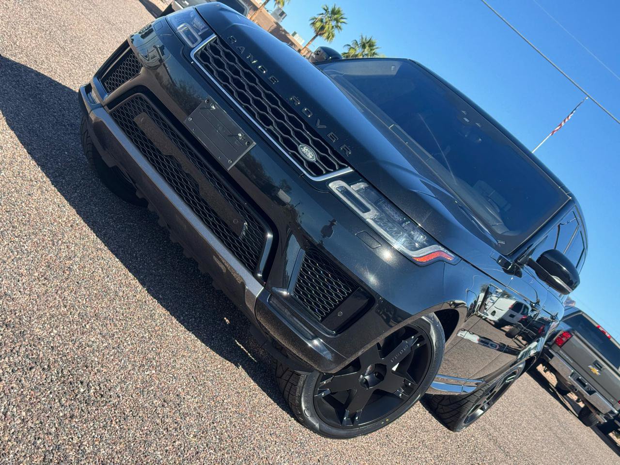 Used 2020 Land Rover Range Rover Sport HSE AWD/4WD image 2