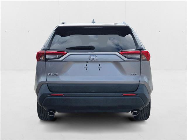 Used 2020 Toyota RAV4 XLE image 7