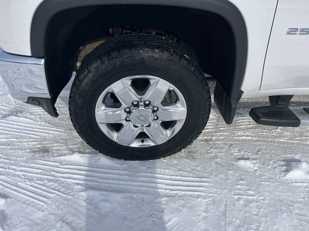 Used 2020 Chevrolet Silverado 2500 LTZ w/ LTZ Premium Package image 30