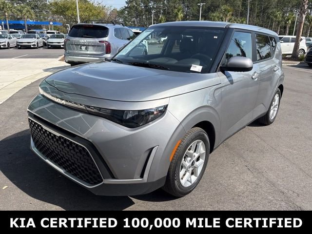 Certified 2025 Kia Soul LX