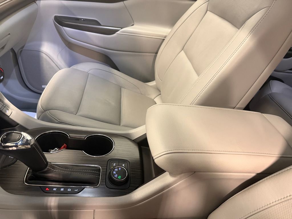 Used 2018 GMC Acadia SLT image 23