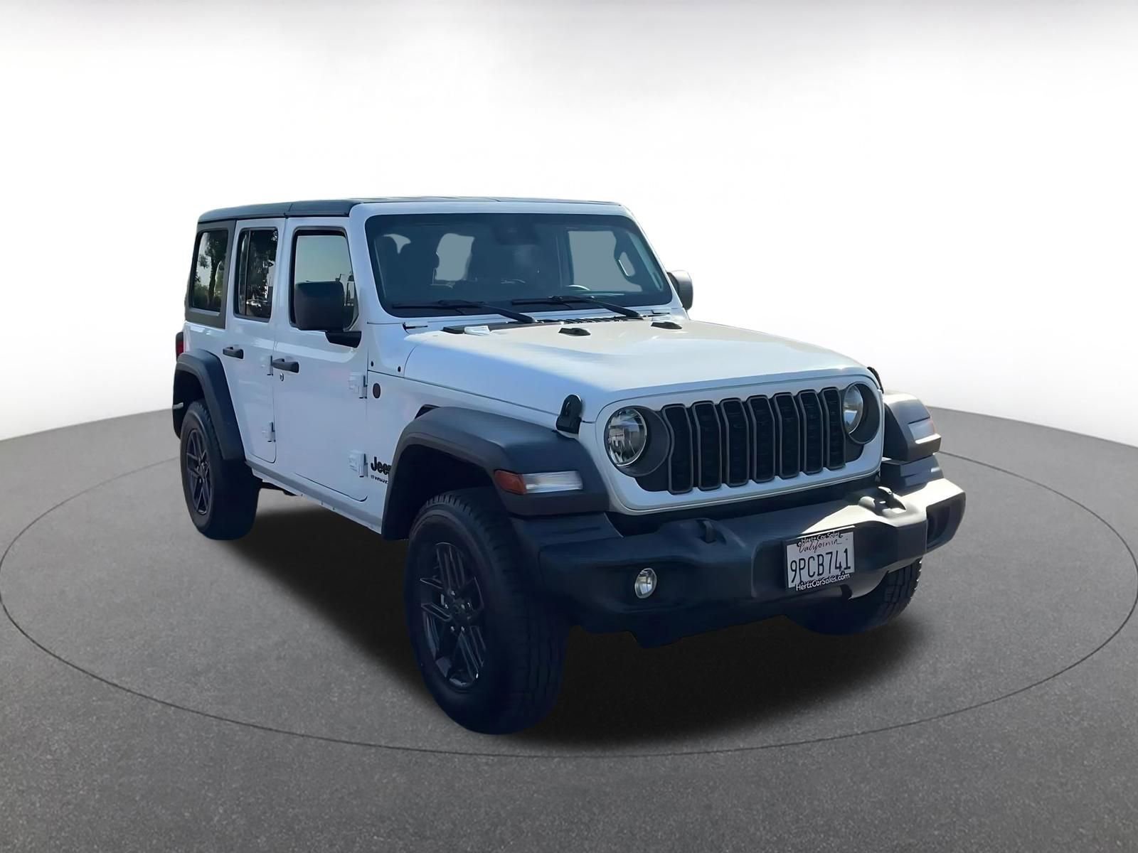 Used 2025 Jeep Wrangler Sport S image 3