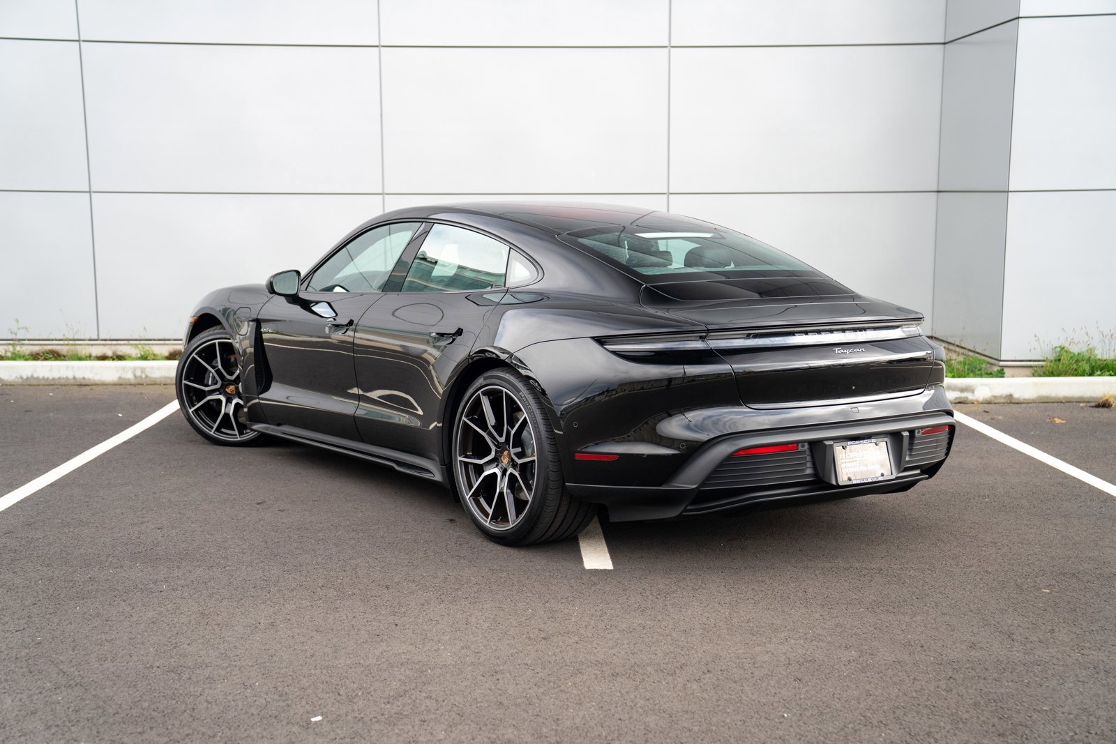 Certified 2025 Porsche Taycan image 3