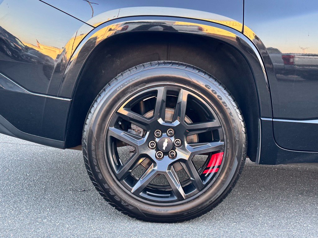 Used 2020 Chevrolet Traverse Premier w/ Redline Edition FWD image 39