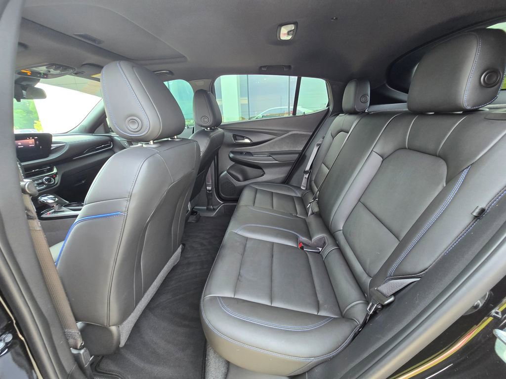 Used 2024 Buick Envista Sport Touring w/ Convenience I Package FWD image 16