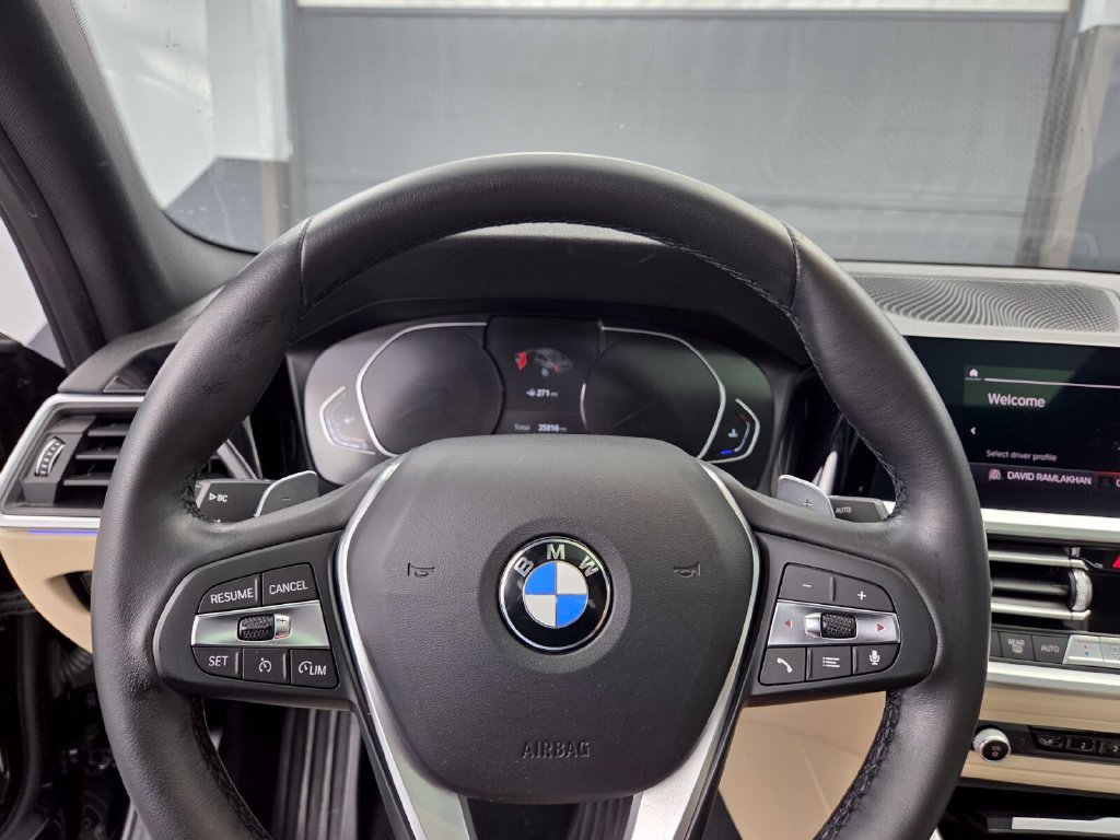 Used 2021 BMW 330i Sedan w/ Convenience Package RWD image 26