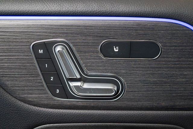 New 2026 Mercedes-Benz GLB 250 4MATIC image 18