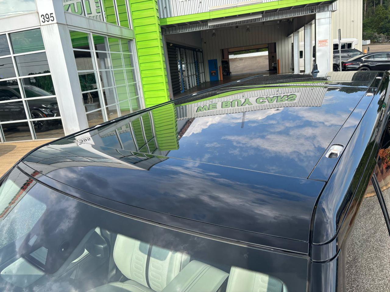 Used 2024 Rivian R1S Adventure AWD/4WD image 23