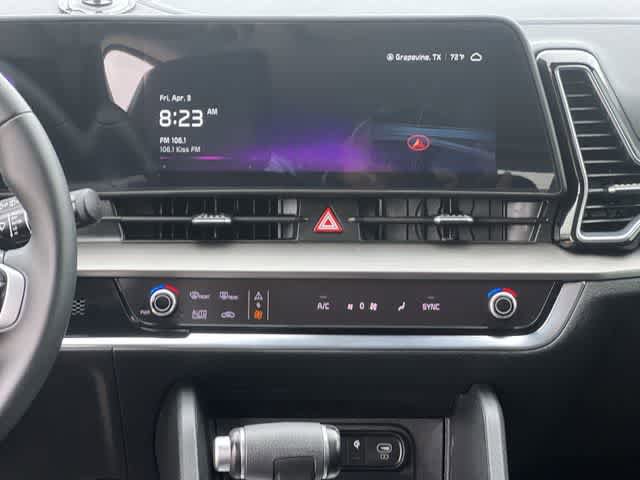 Used 2025 Kia Sportage EX w/ Premium Package image 18