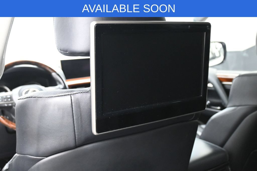 Used 2016 Lexus LX 570 4WD w/ Luxury Package image 35