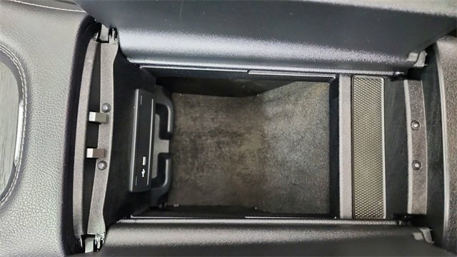 Used 2023 Mercedes-Benz GLE 450 4MATIC w/ AMG Line Exterior image 54