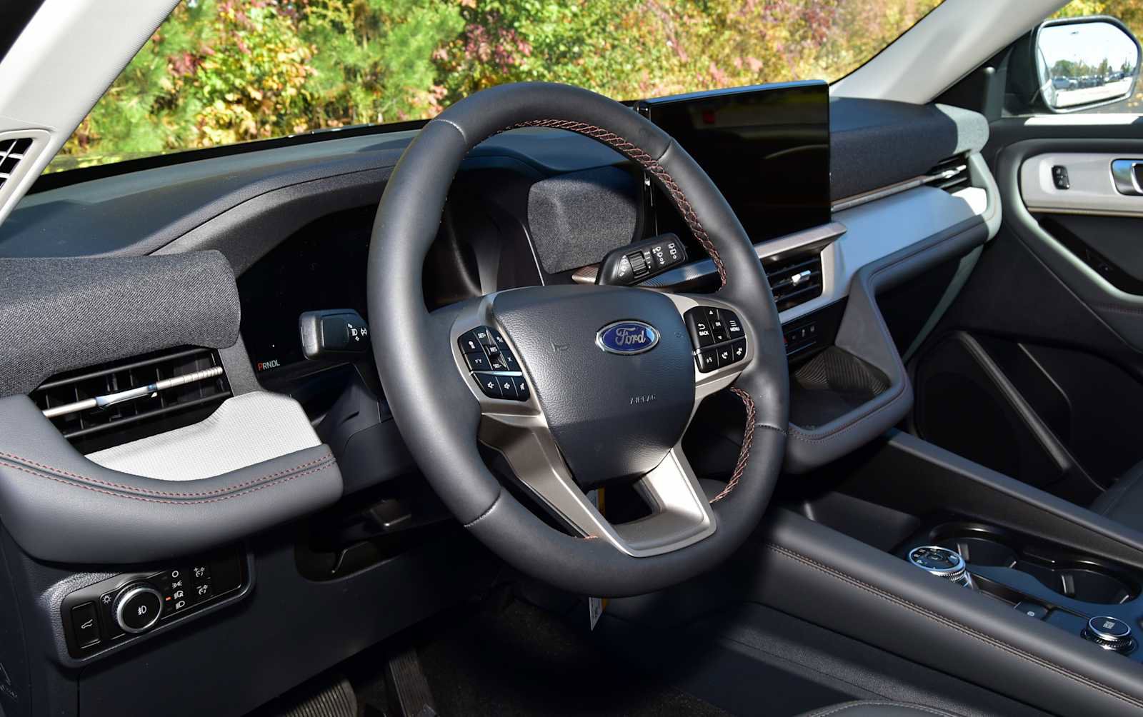 New 2026 Ford Explorer Active w/ Active Comfort Package image 14