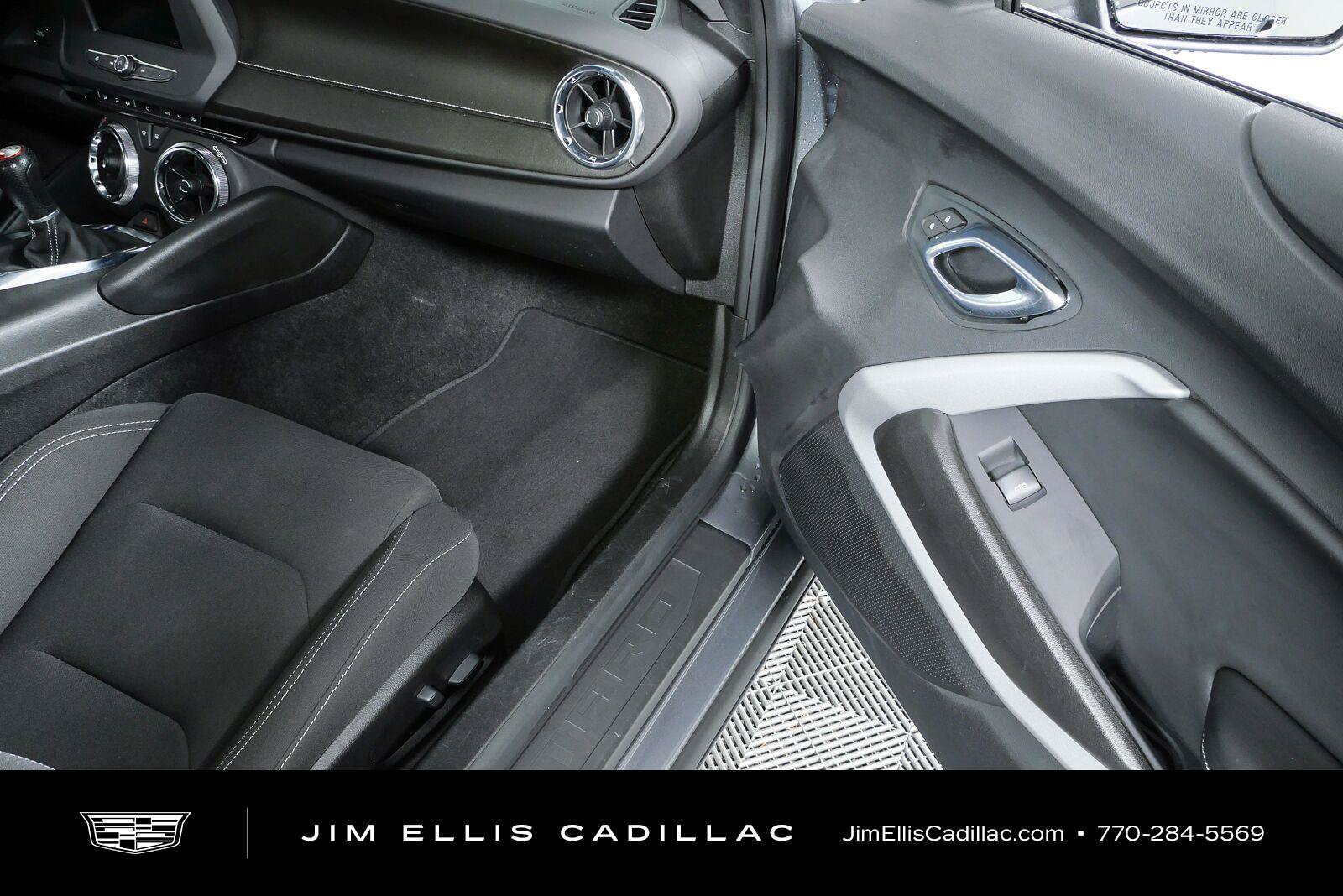 Used 2021 Chevrolet Camaro LT RWD image 21