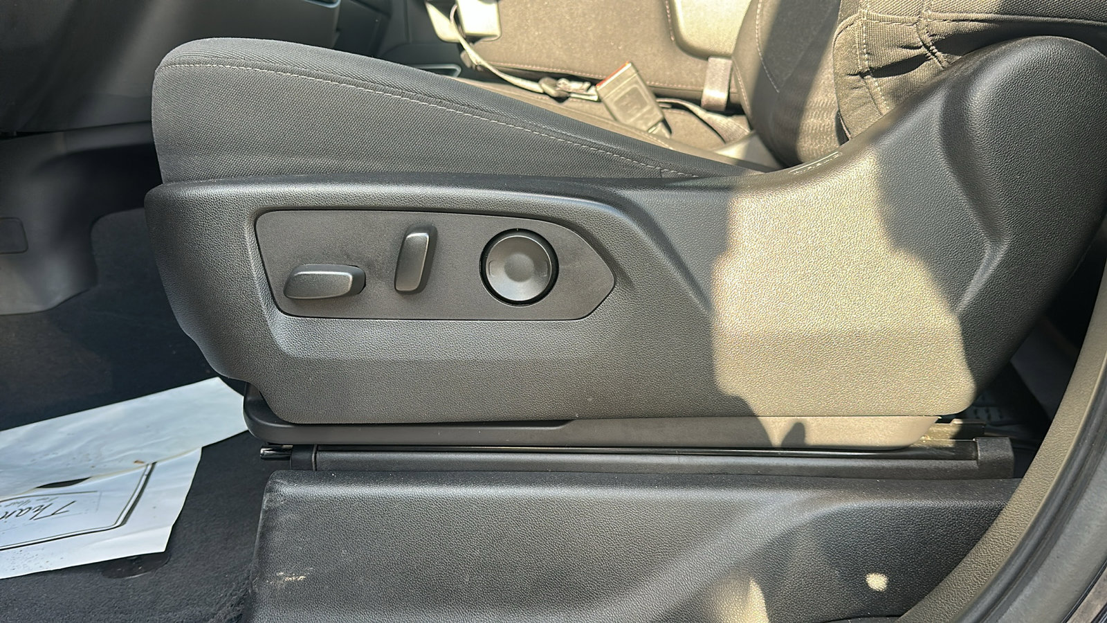 Used 2022 GMC Sierra 1500 SLE image 9