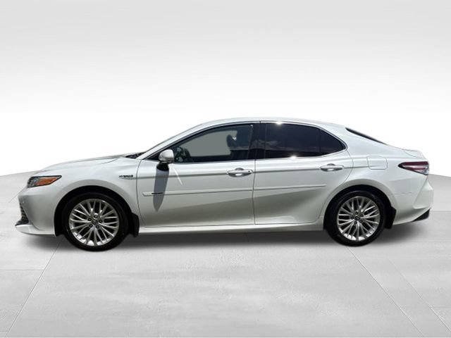 Used 2019 Toyota Camry XLE FWD image 14