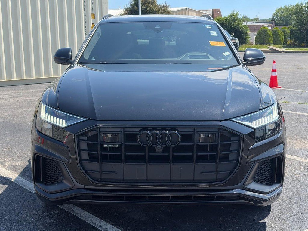 Used 2022 Audi Q8 Prestige w/ Prestige Package AWD/4WD image 2