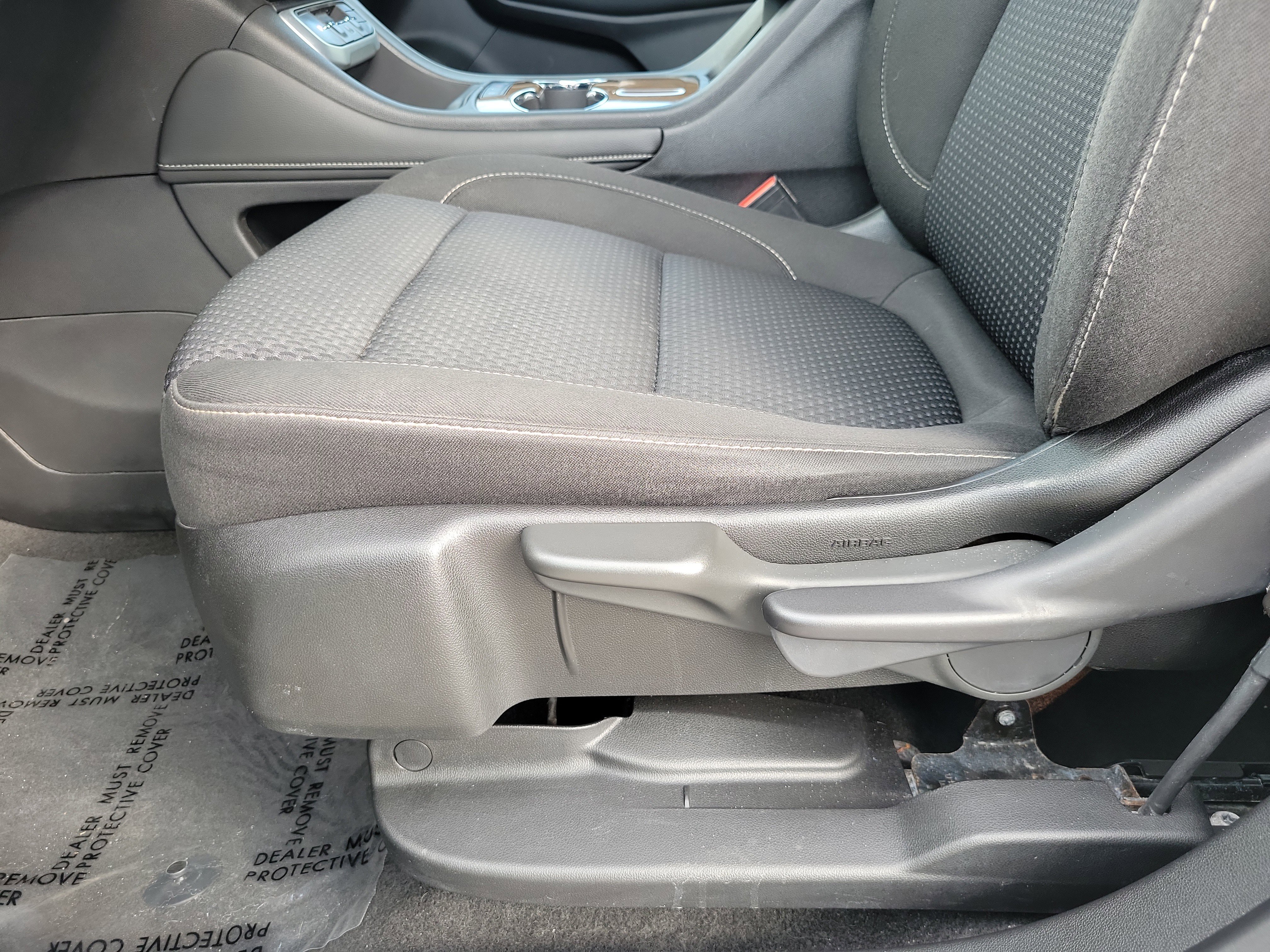 Used 2020 GMC Acadia SLE image 12