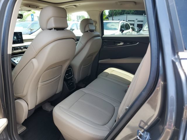 Used 2023 Lincoln Nautilus Reserve w/ Equipment Group 201A FWD image 13