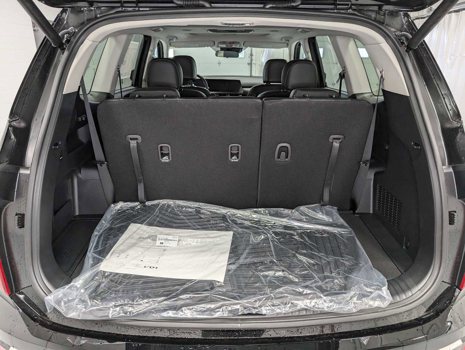 New 2025 Kia Telluride S image 9