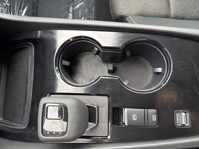 Used 2024 Nissan Rogue SV FWD image 20