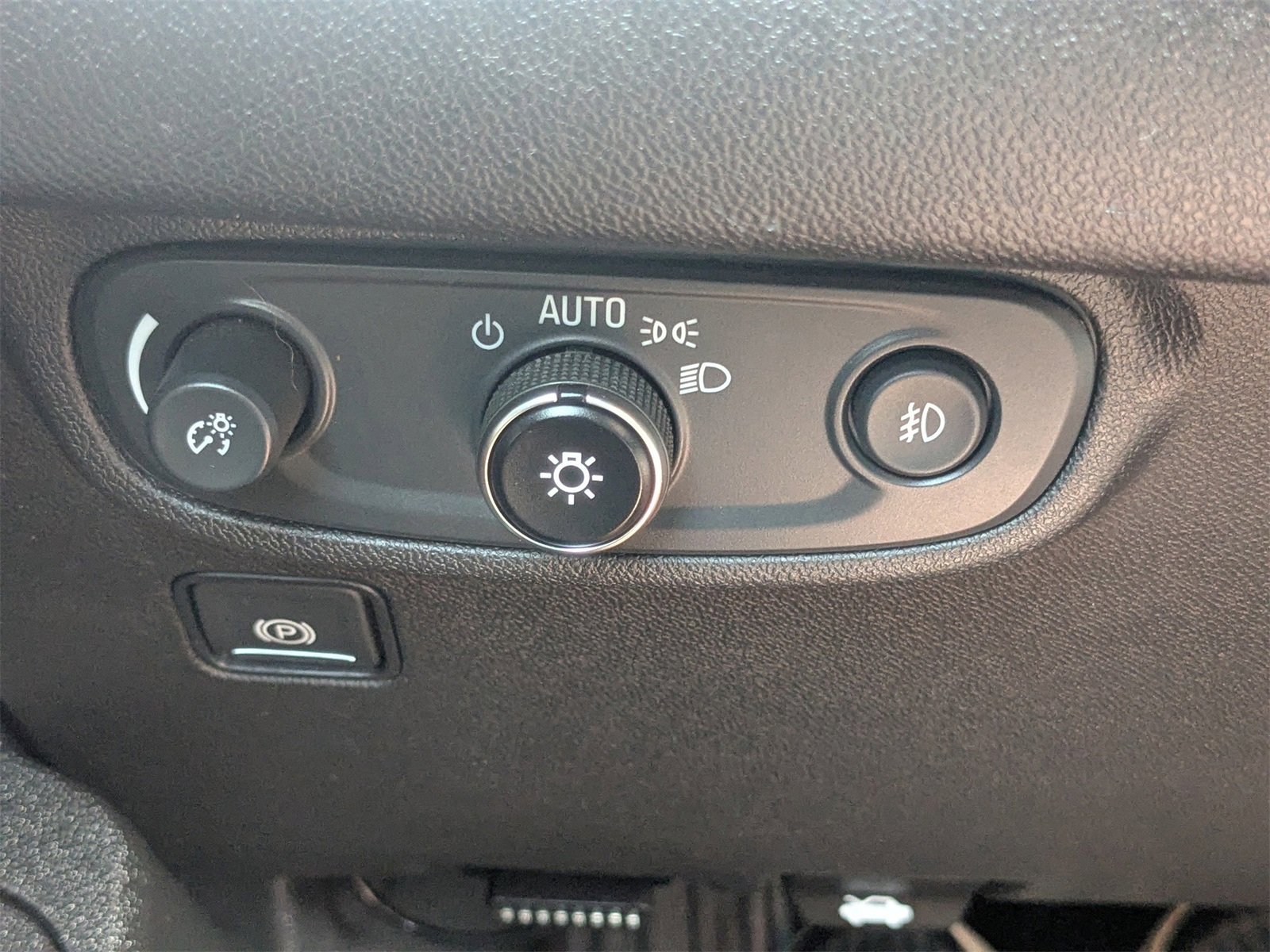 Used 2021 GMC Terrain SLT image 28