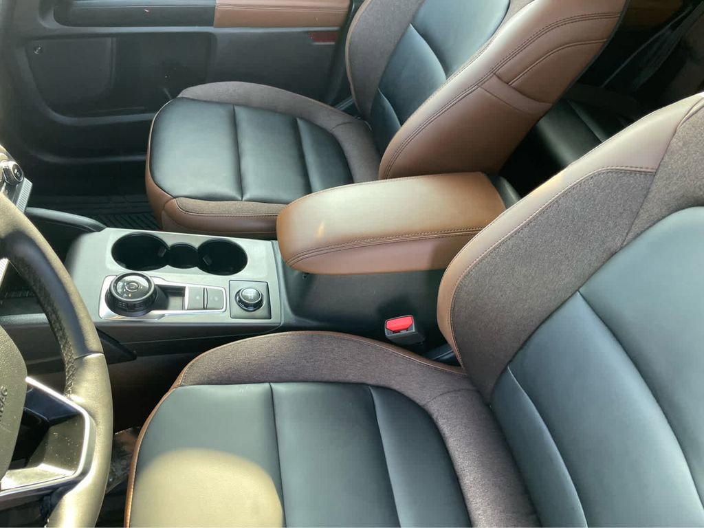 Used 2025 Ford Bronco Sport Outer Banks w/ Outer Banks Tech Package+ image 27