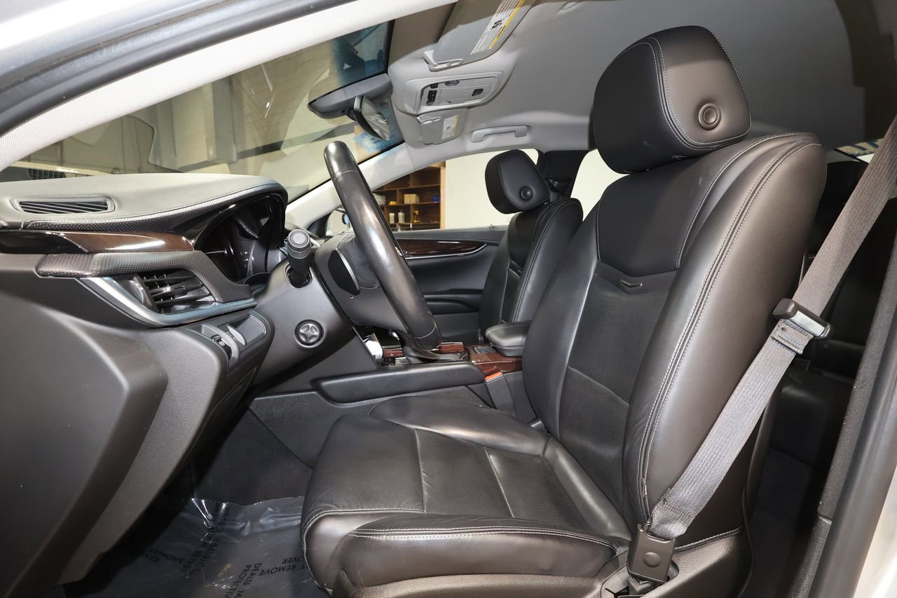 Used 2017 Cadillac XTS Luxury FWD image 13