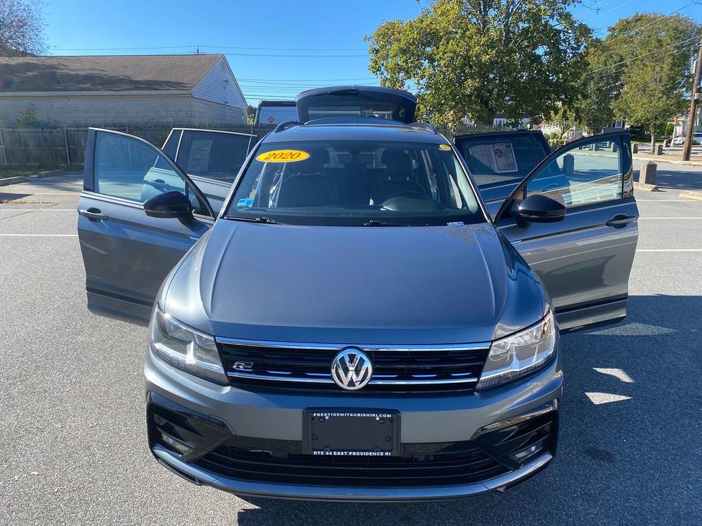 Used 2020 Volkswagen Tiguan SE R-Line image 29