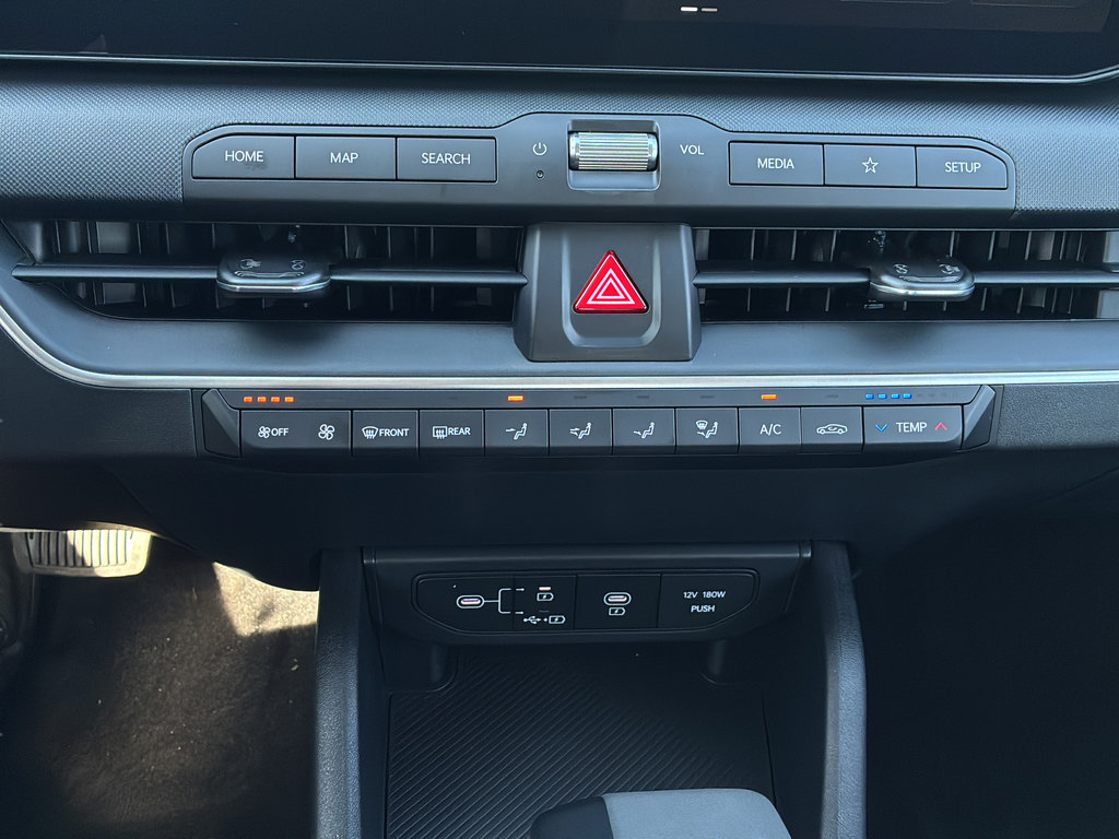 New 2026 Kia K4 FWD image 22